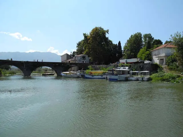 interrail-montenegro-virpazar-lac skadar
