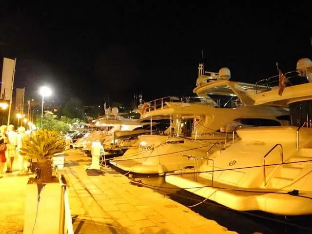 interrail-montenegro-budva-port
