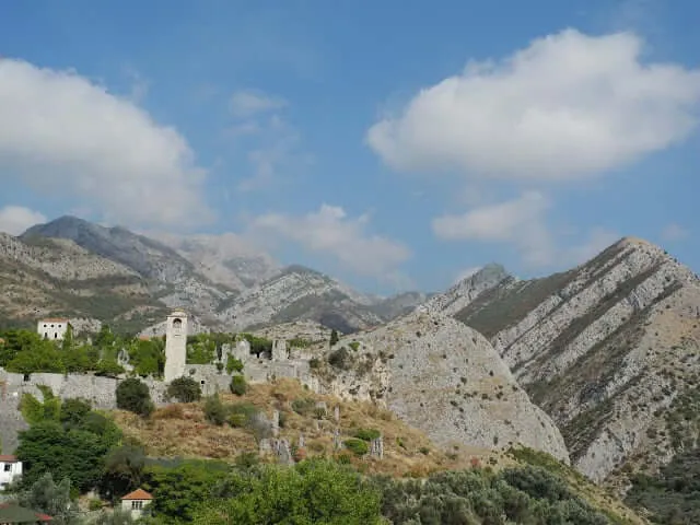 interrail-montenegro-bar-stari-grad-vieille-ville
