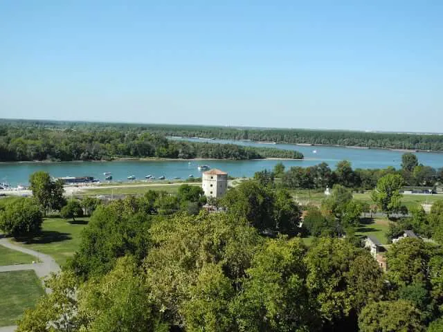 interrail-belgrade-parc-kalemegdan-danube