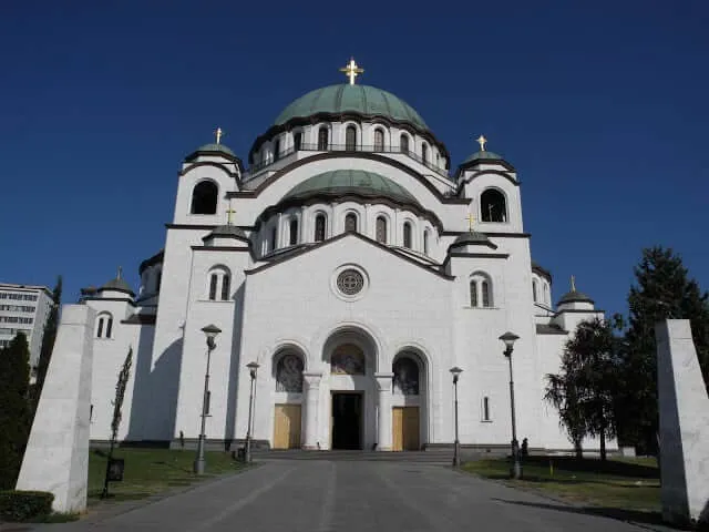 interrail-belgrade-temple-saint-sava