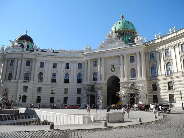 interrail-vienne-hofburg