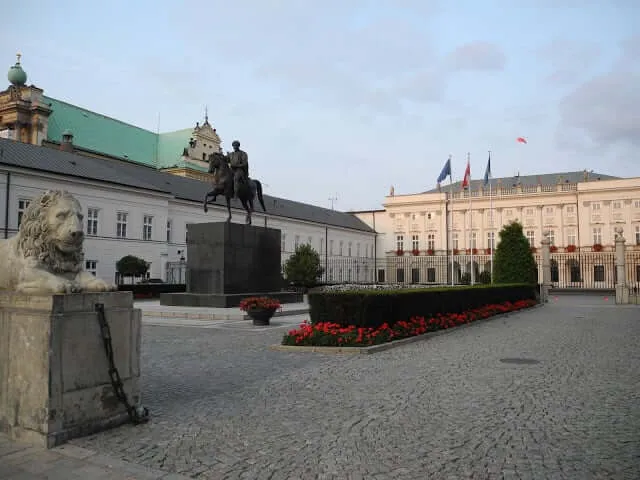 interrail-varsovie-palais-presidentiel