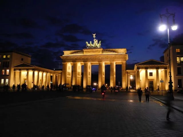 interrail-berlin-porte-brandenbourg