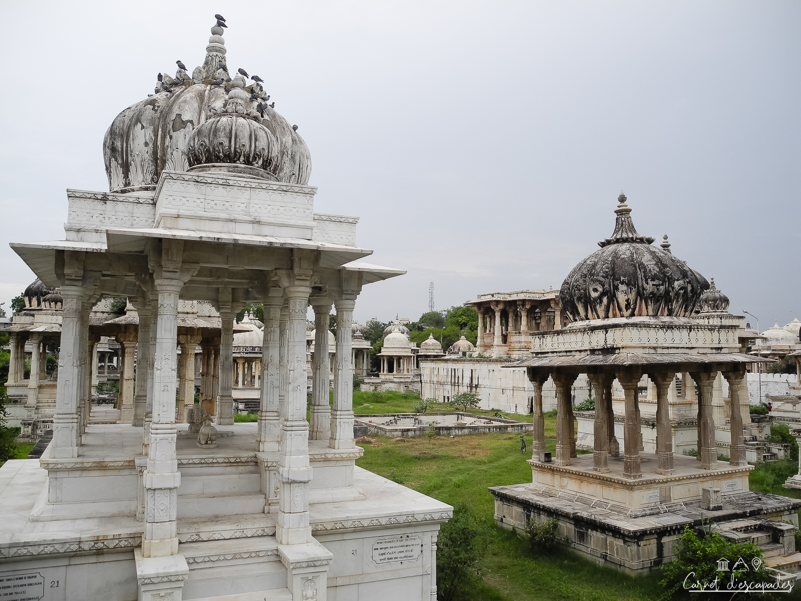 ahar-cenotaphs-udaipur