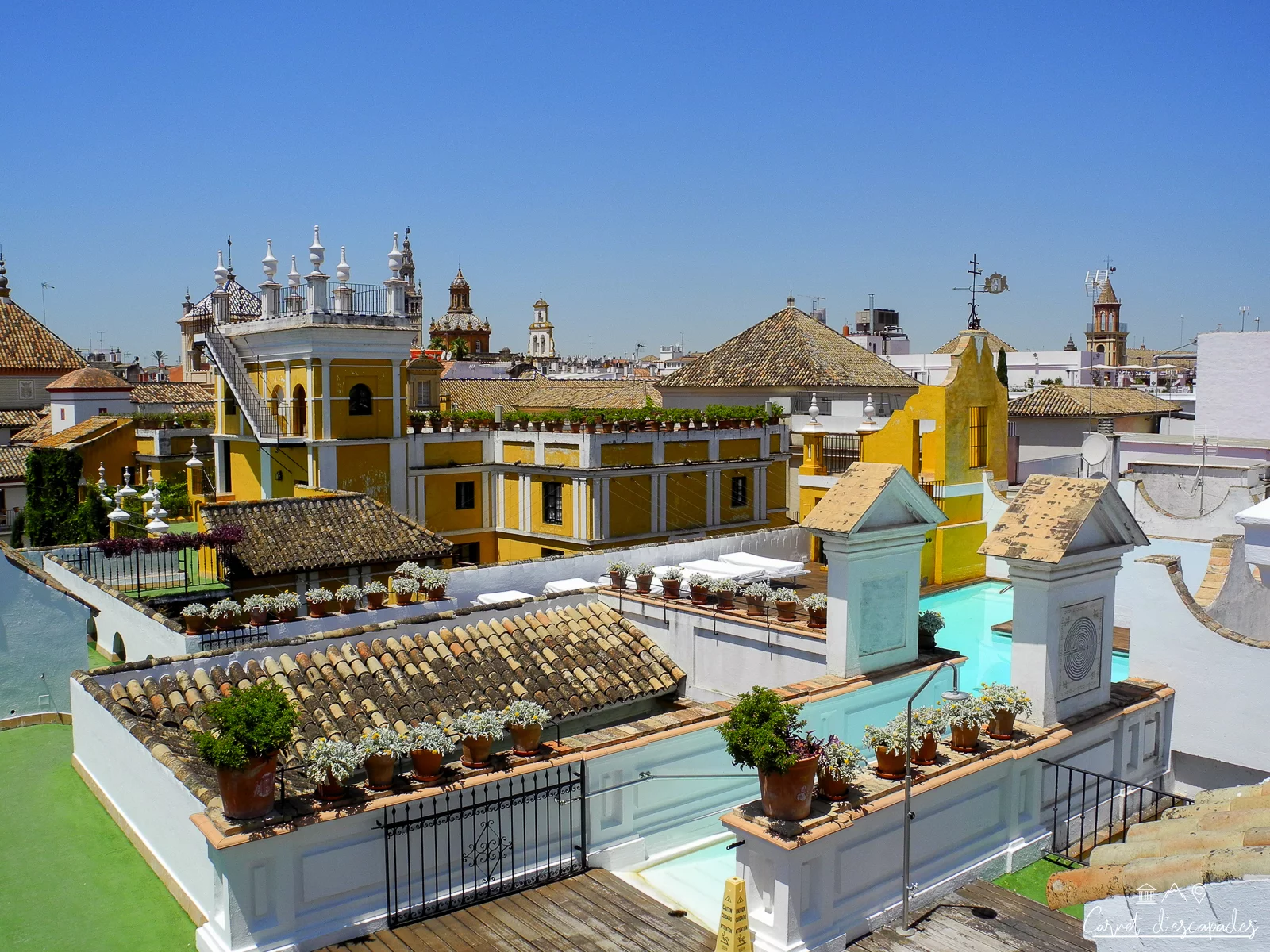 piscine-hotel-casas-juderia