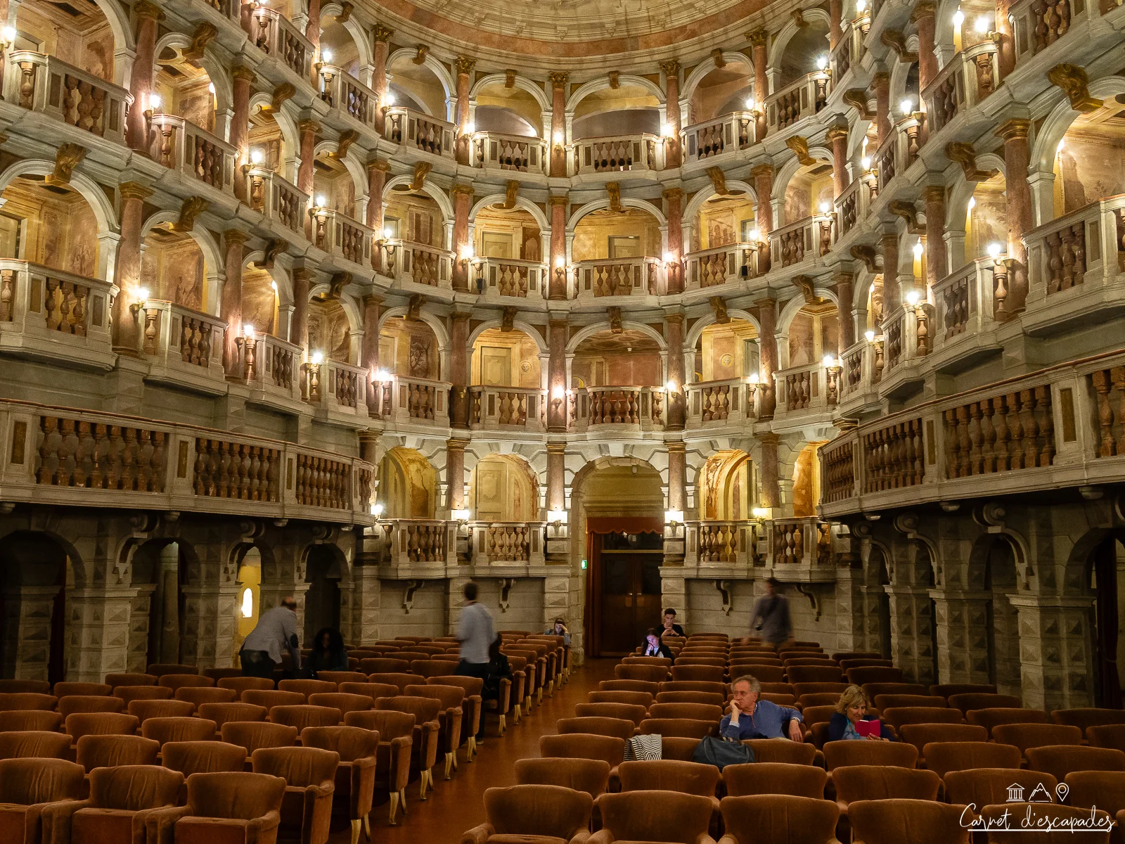 mantoue-theatre-bibiena