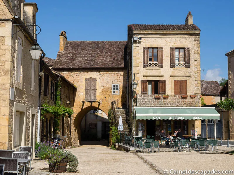 cadouin-dordogne