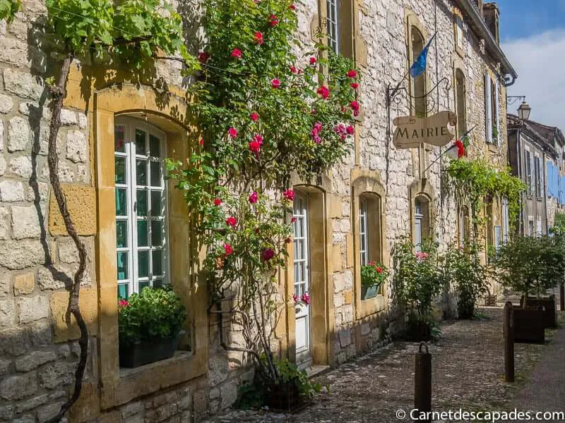 mairie-monpazier-perigord