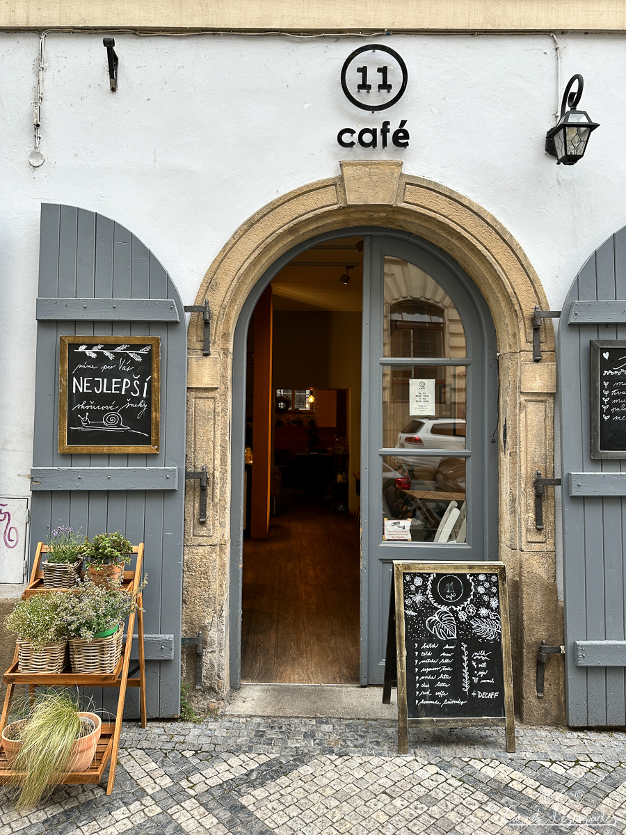 cafe-11-prague