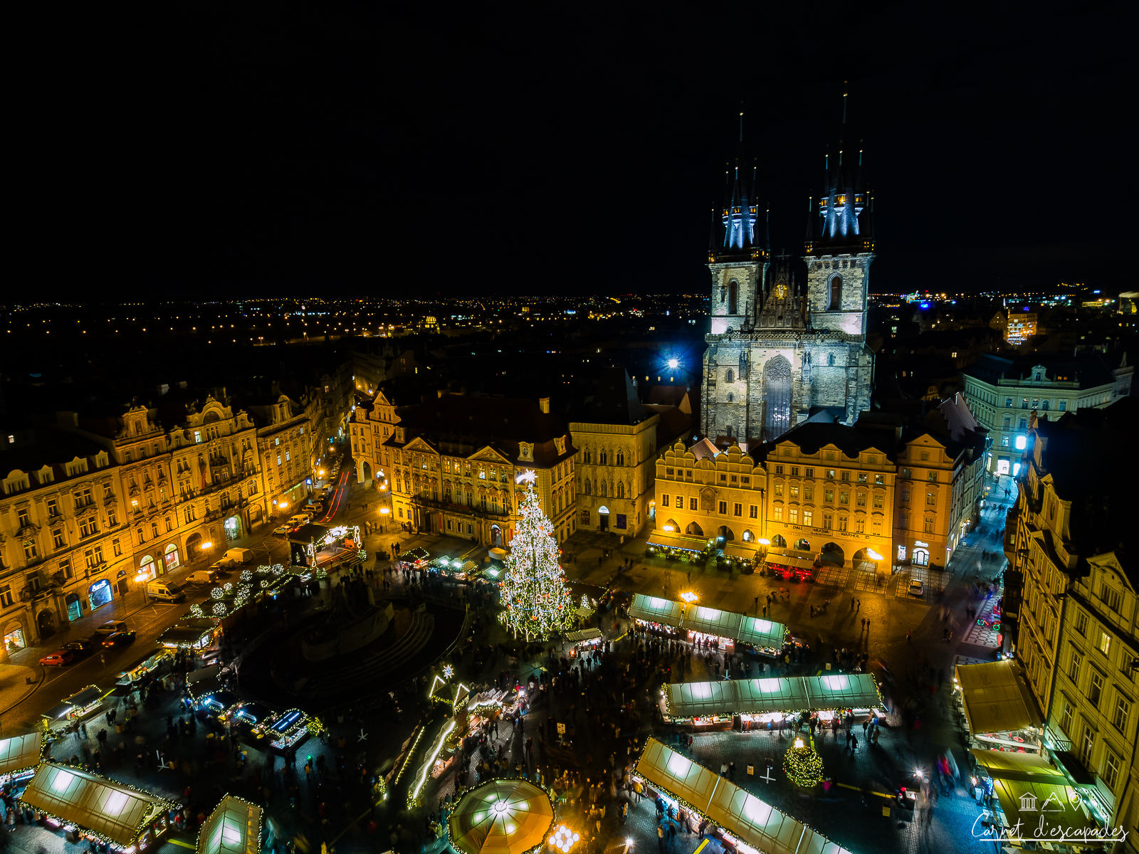 prague-marche-noel-vue-hotel-ville