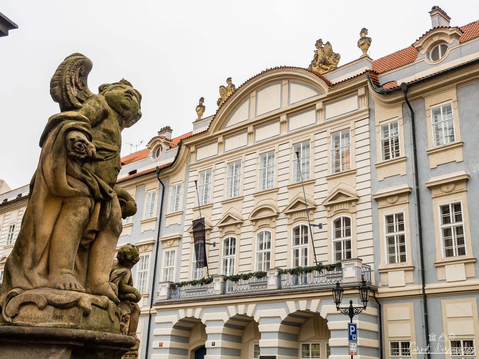 statue-mala-strana
