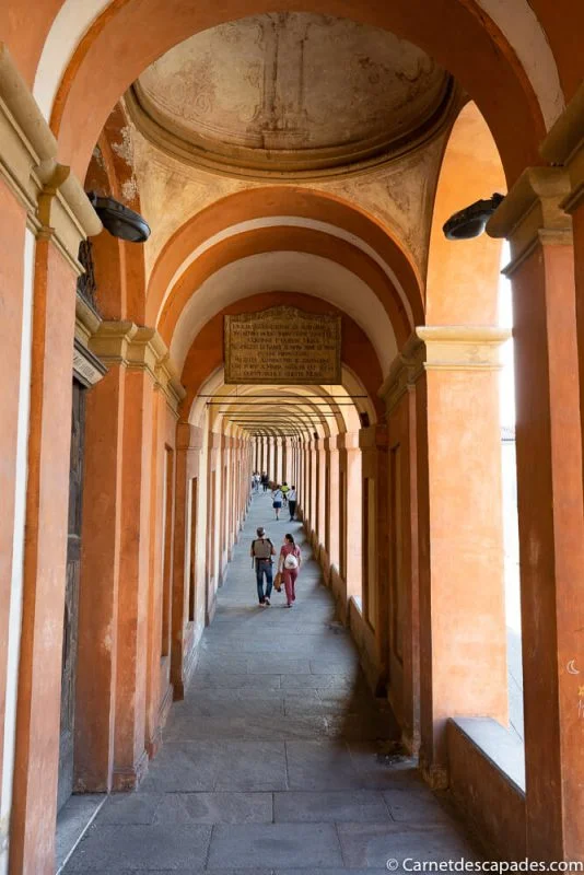 chemin-san-luca-arcades-bologne