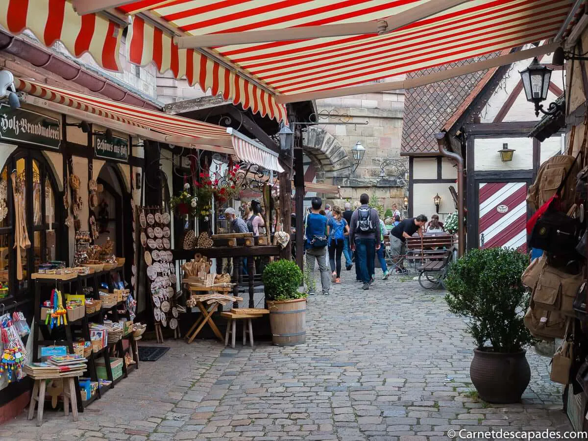 cour-artisans-nuremberg