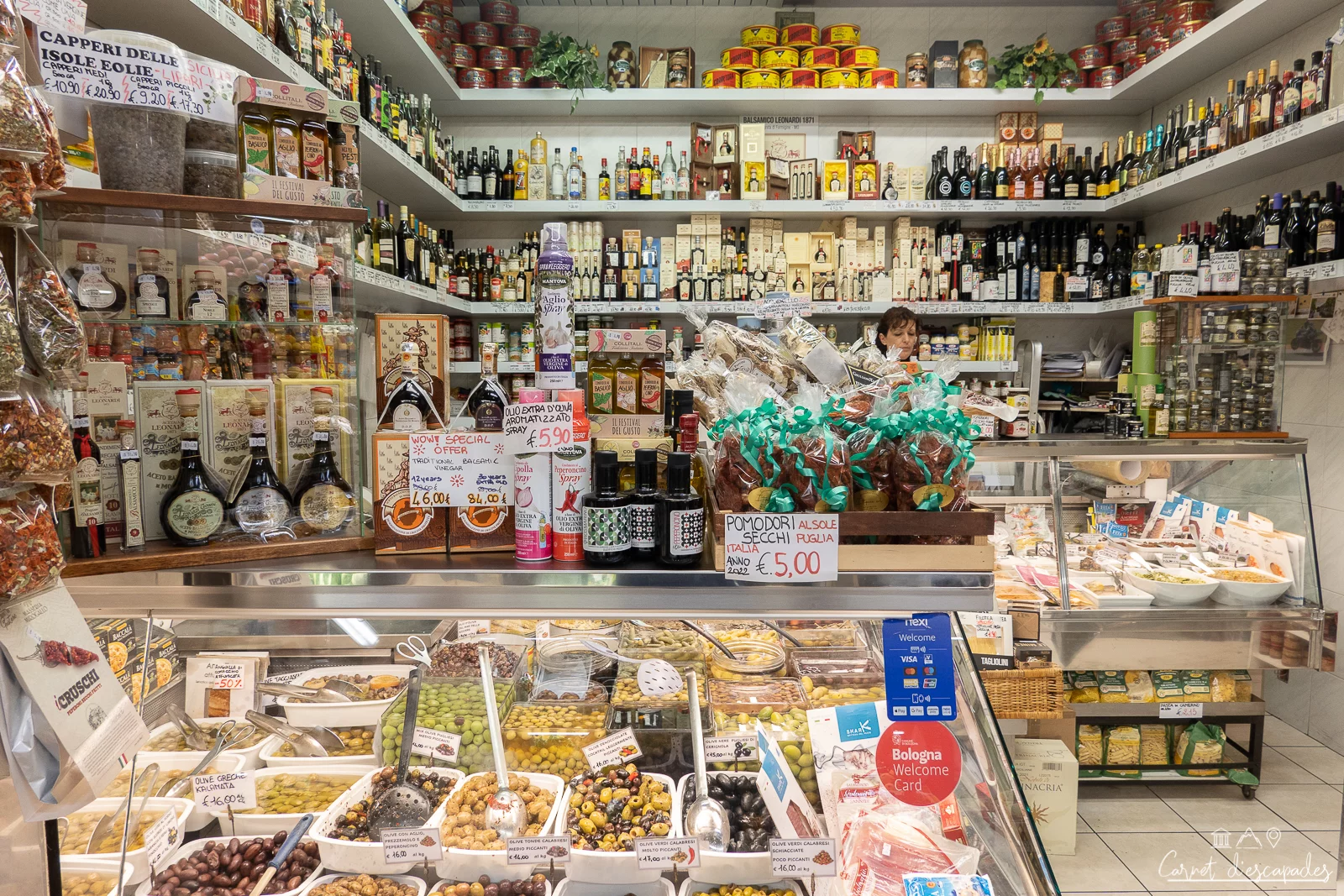 mercato-delle-erbe-bologne