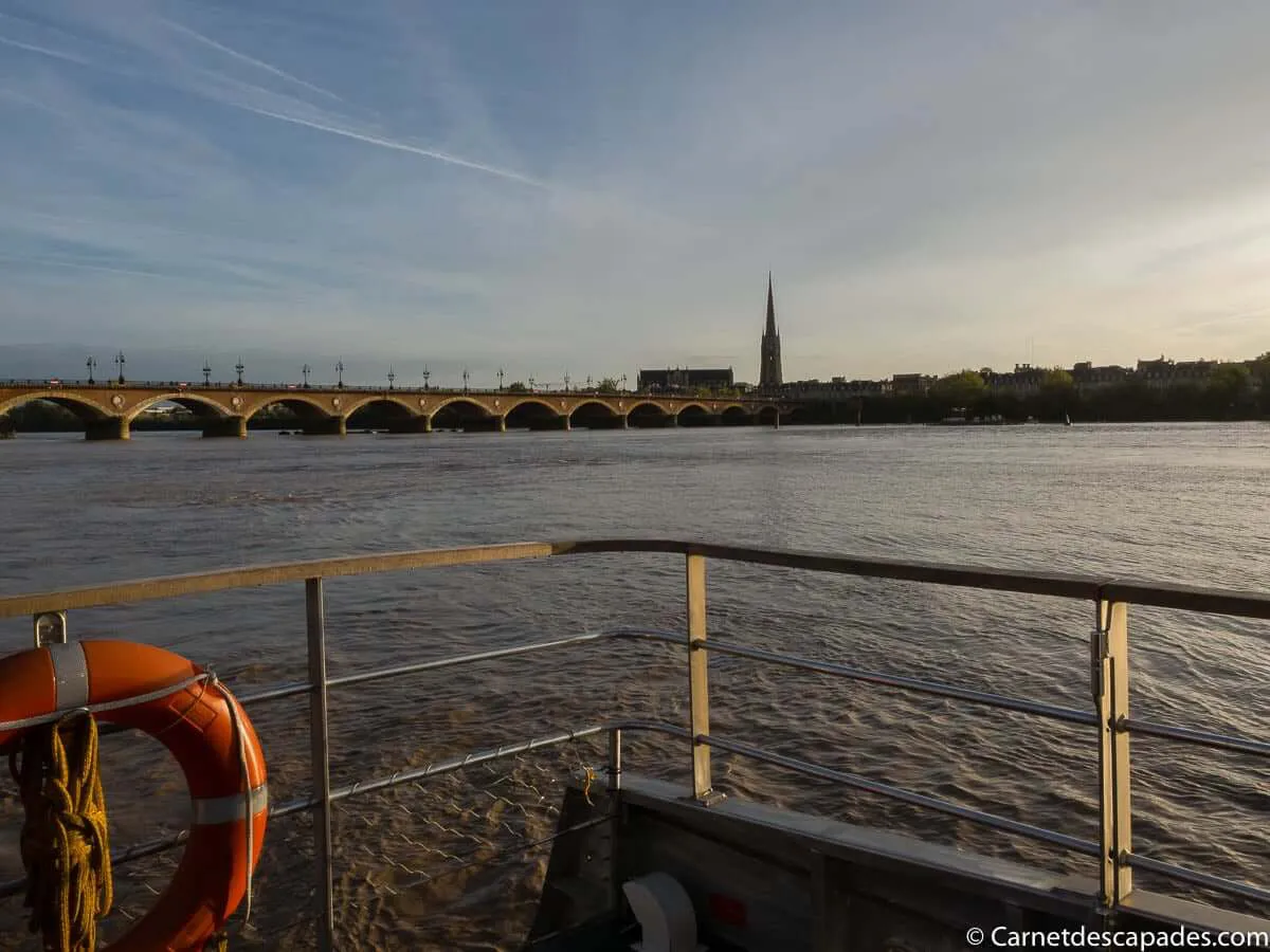 bateau-tram-bordeaux
