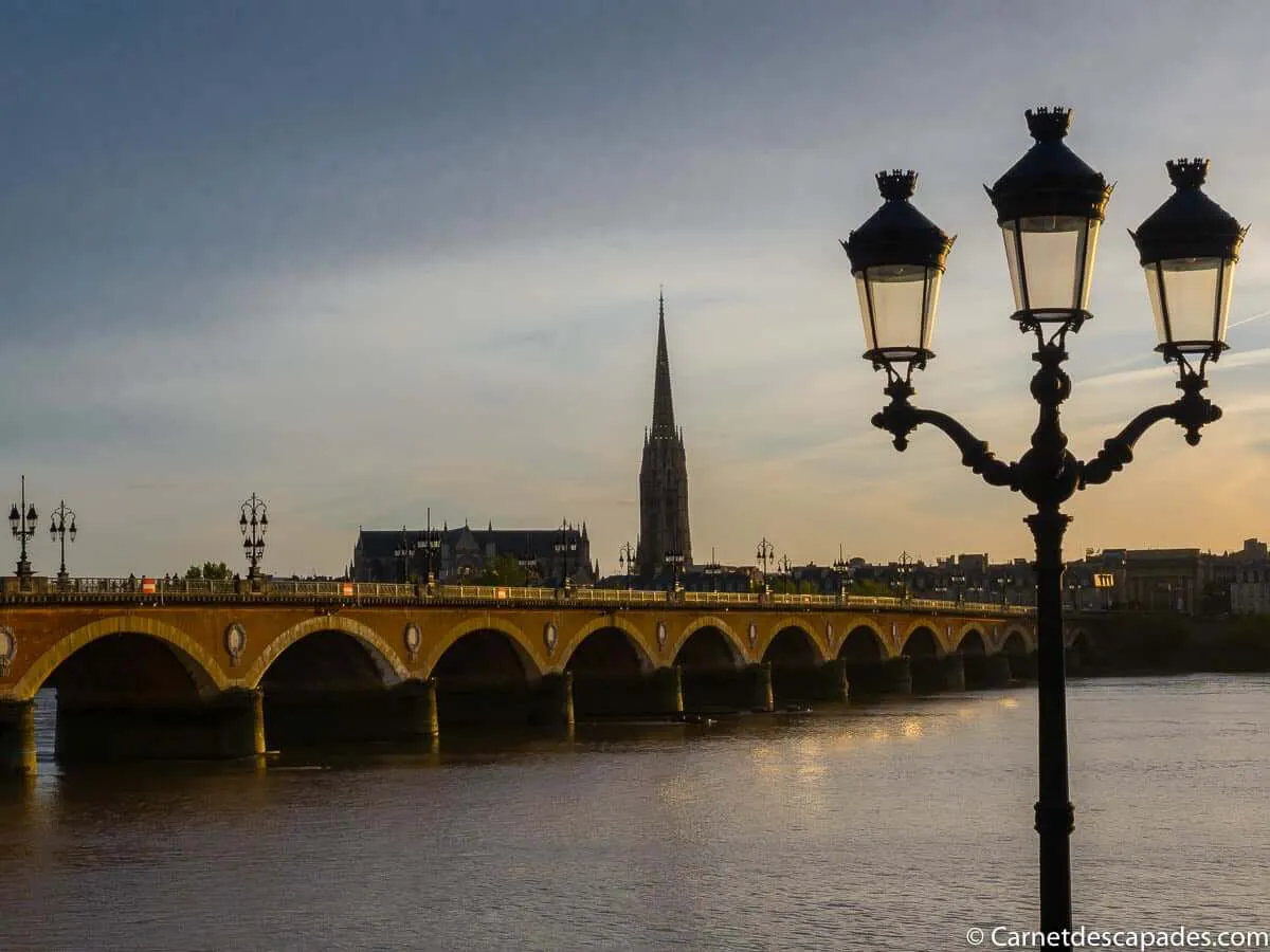 pont-pierre-bordeaux-coucher-soleil