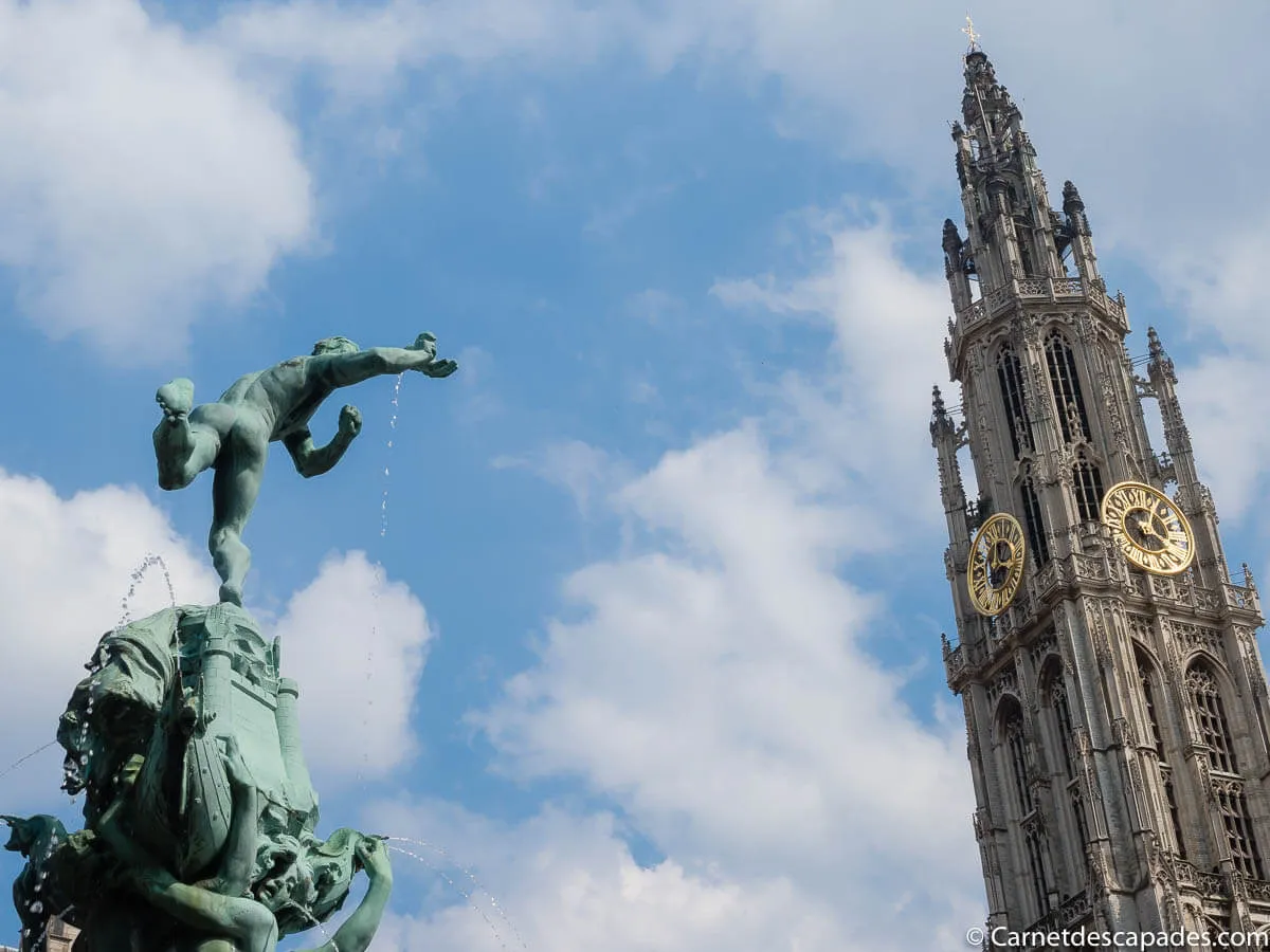 anvers-fontaine-cathedrale