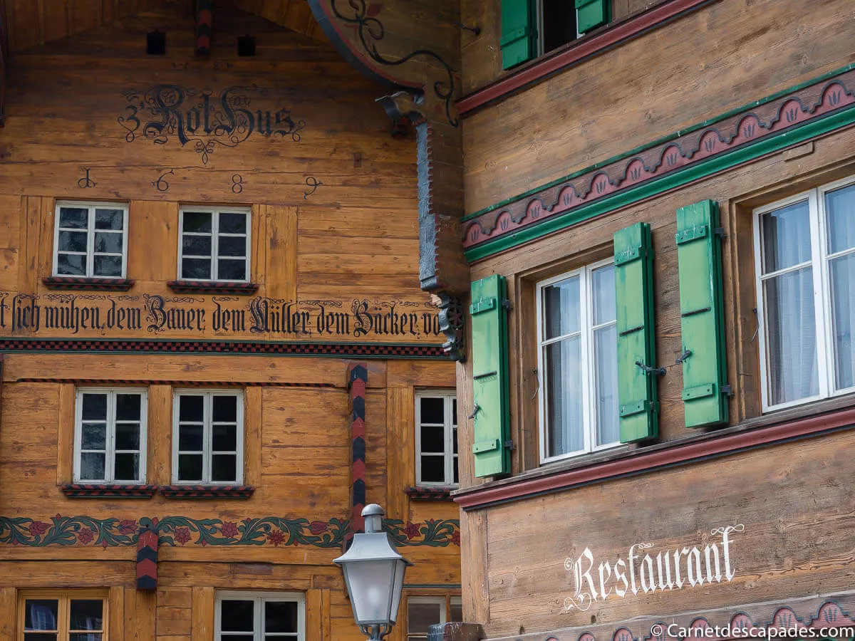 chalets-saanen-suisse