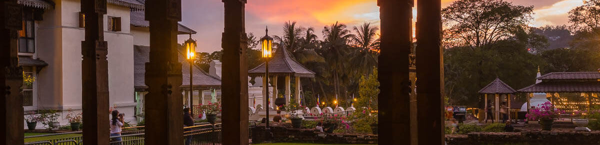 coucher-soleil-salle-audience-palais-royal-kandy