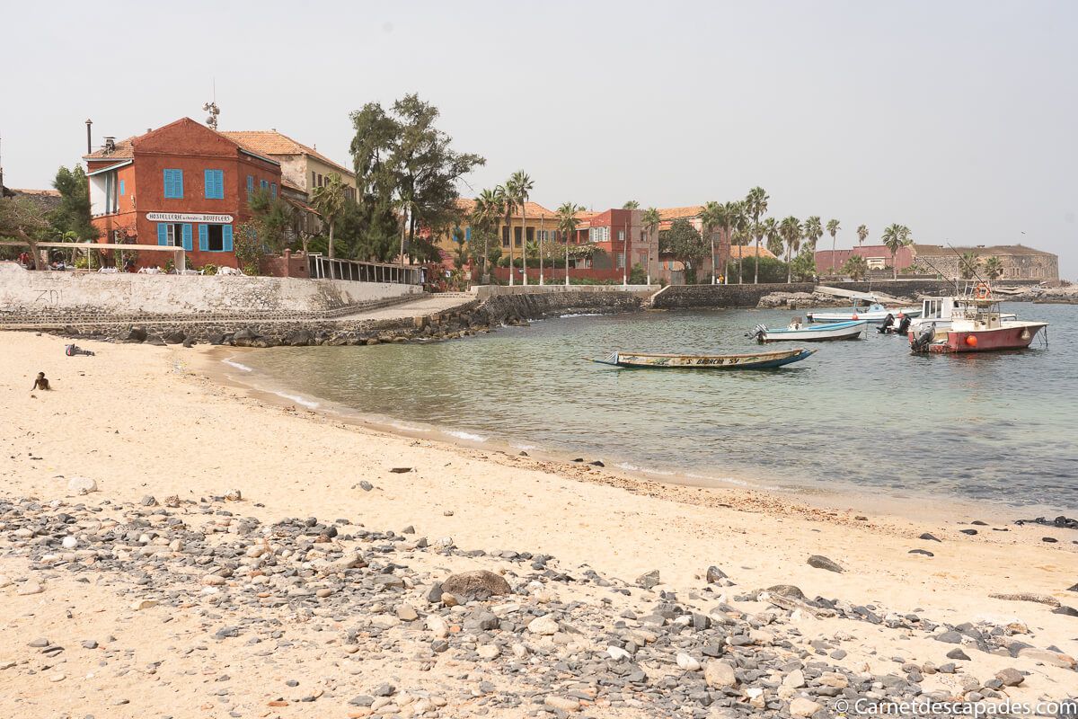 plage-ile-goree