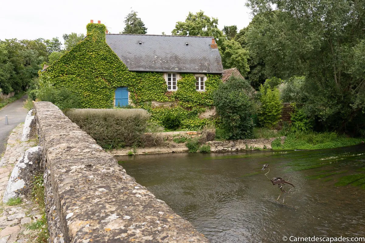 pont-medieval-asnieres-sur-vegre