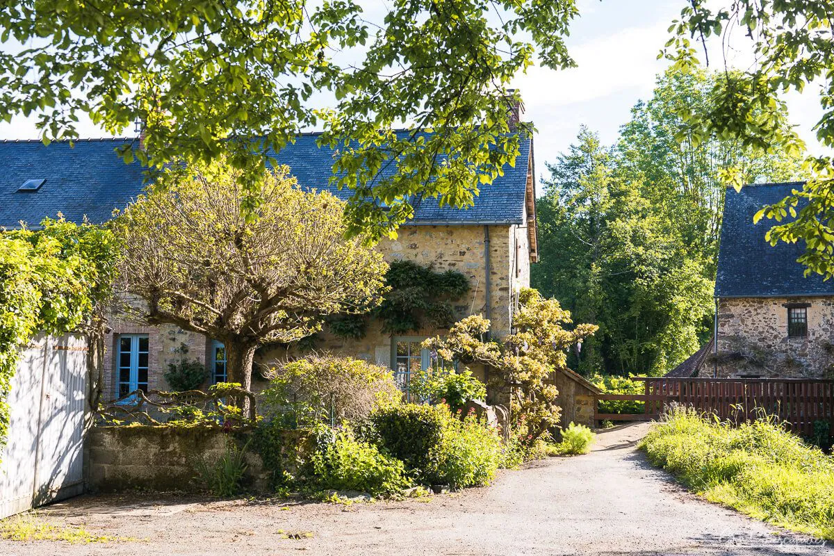sainte-suzanne-moulin