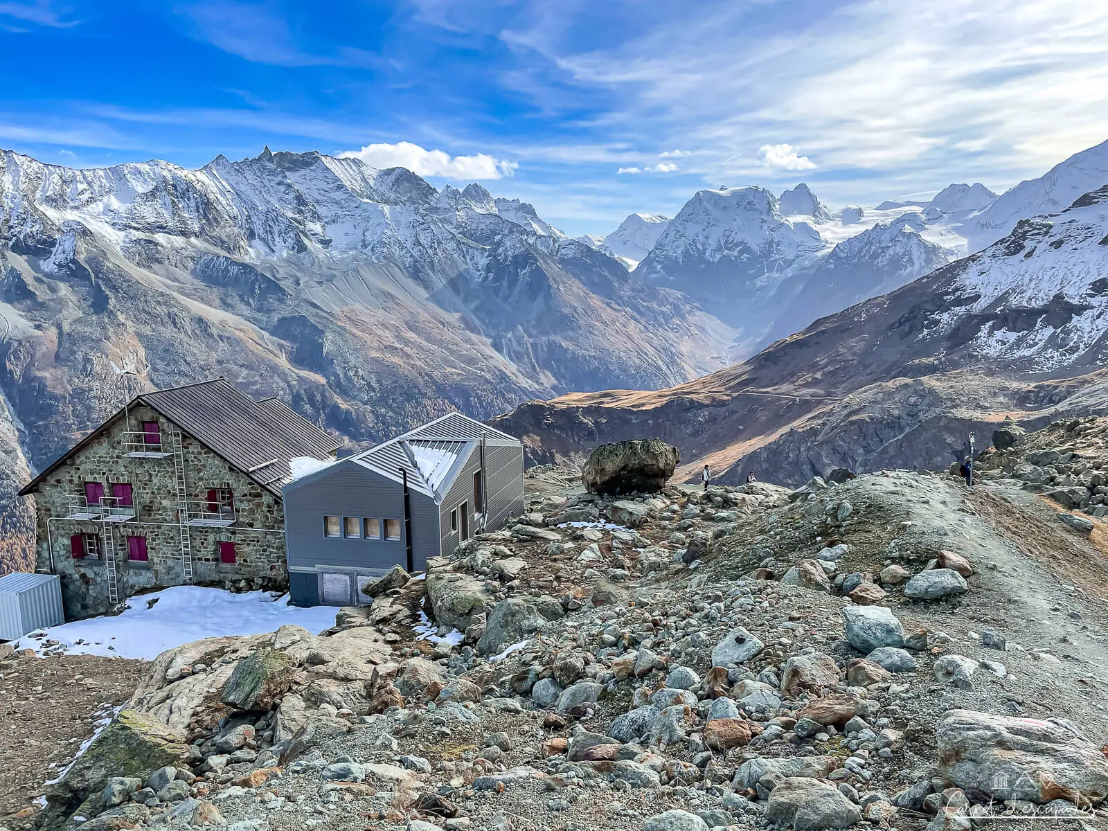 cabane-aiguilles-rouges-arolla