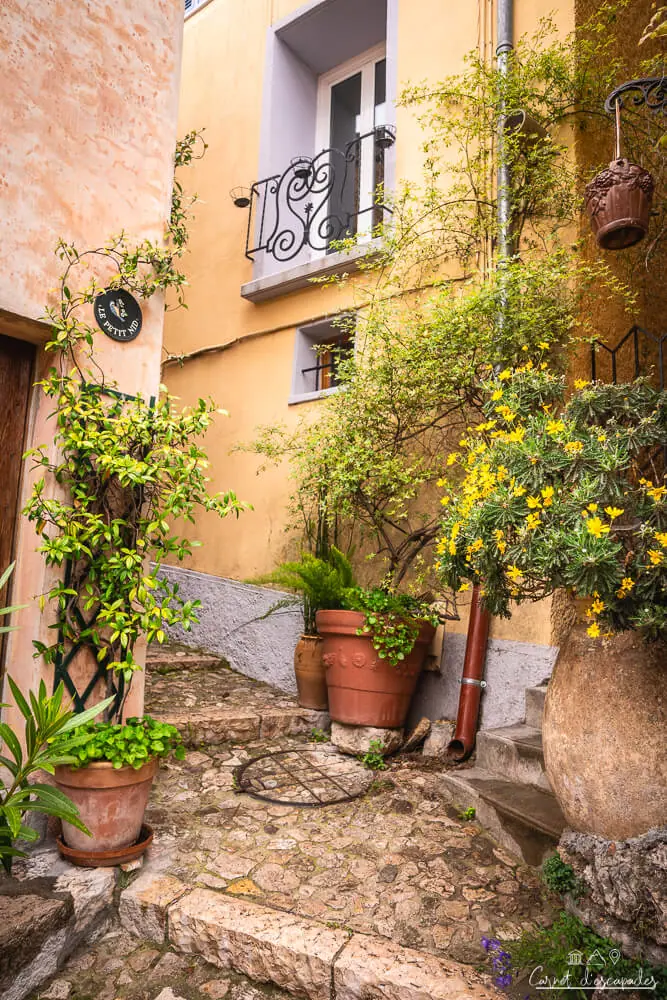 sainte-agnes-village