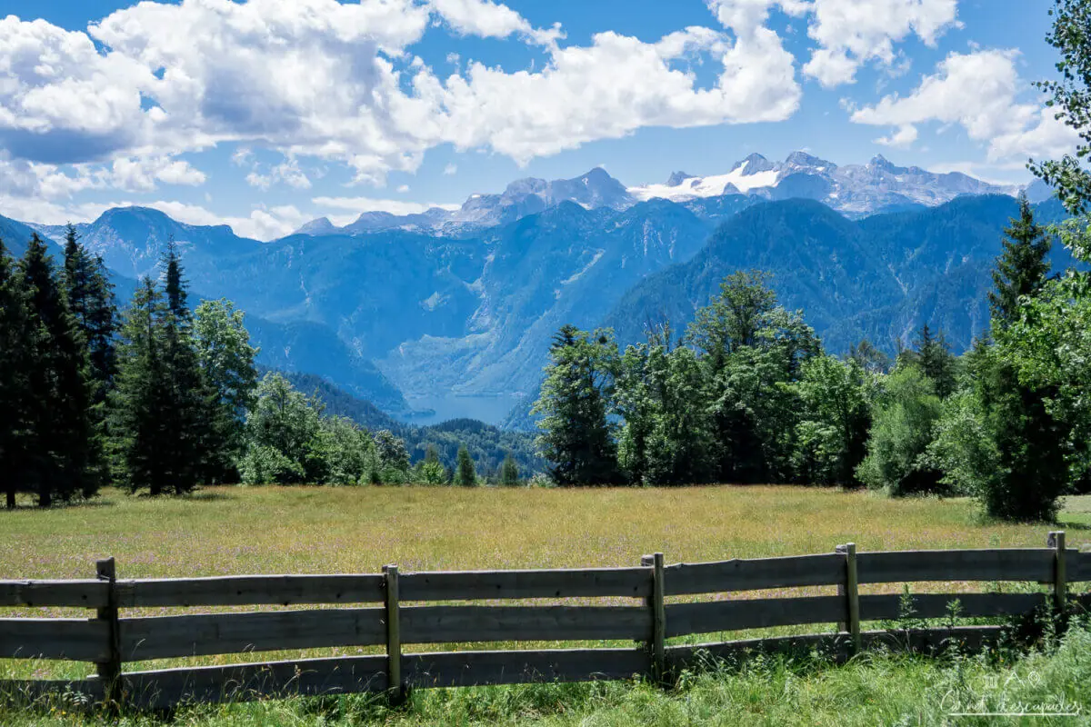 vue-montagnes-salzkammergut