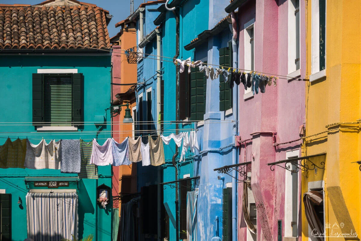 burano-maisons-colorees