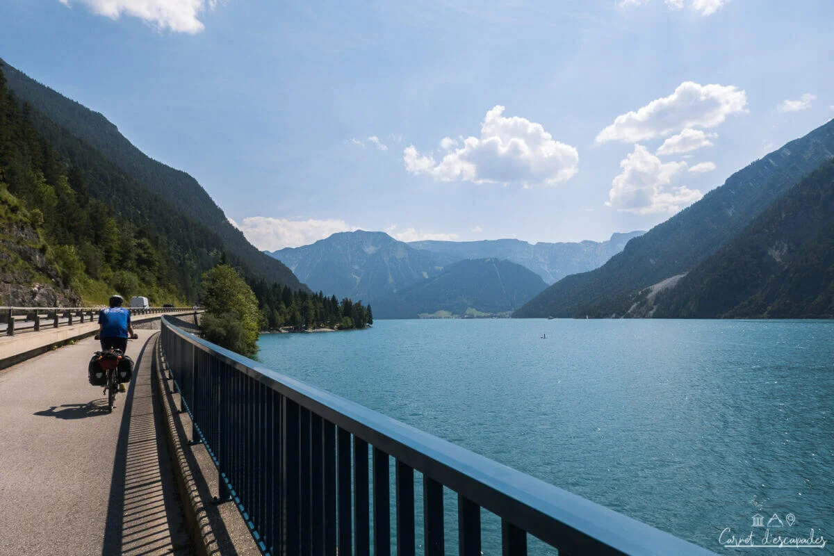 piste-cyclable-lac-achen