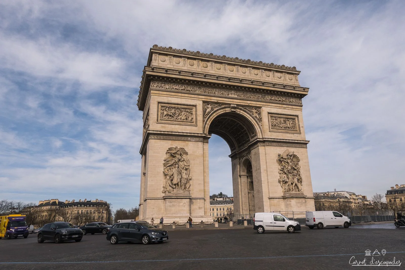 paris-arc-triomphe