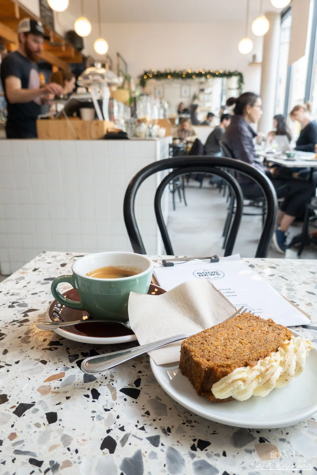 good-news-coffee-shop-paris