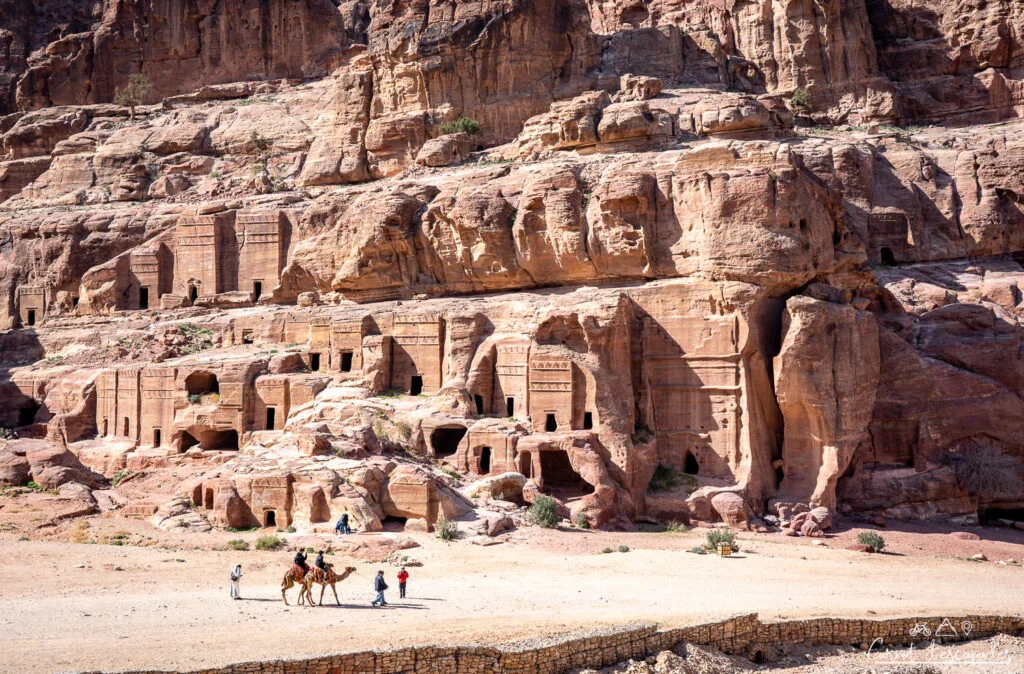 rue-facades-petra