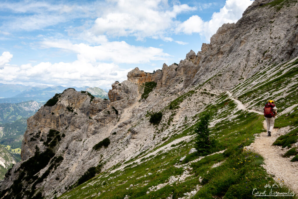 chemin-balcon-dolomites