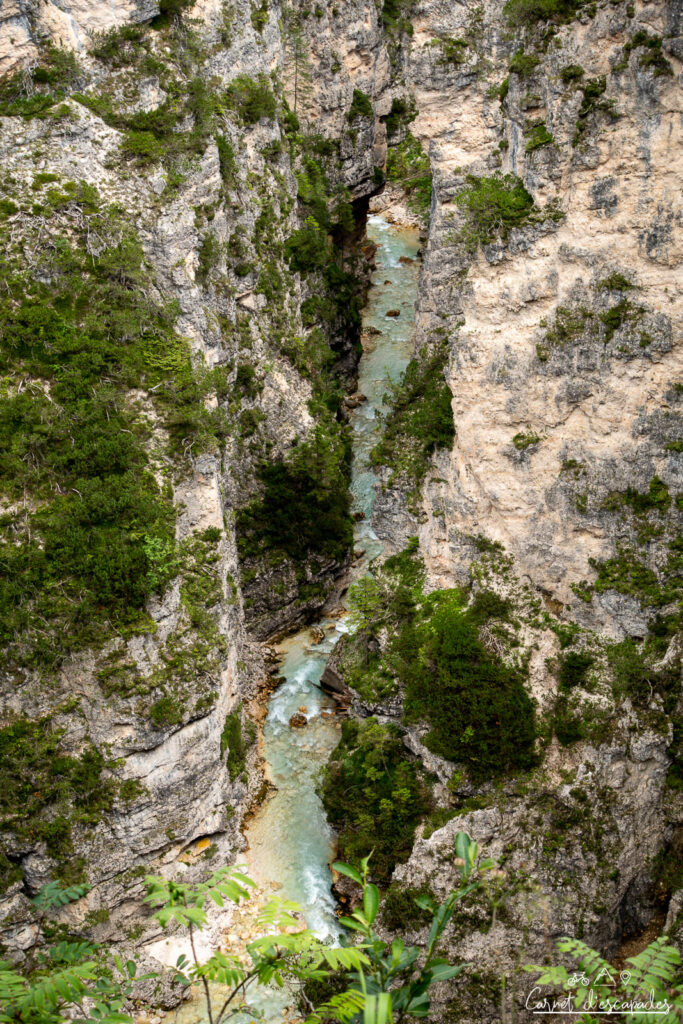 eau-turquoise-canyon-travenanzes