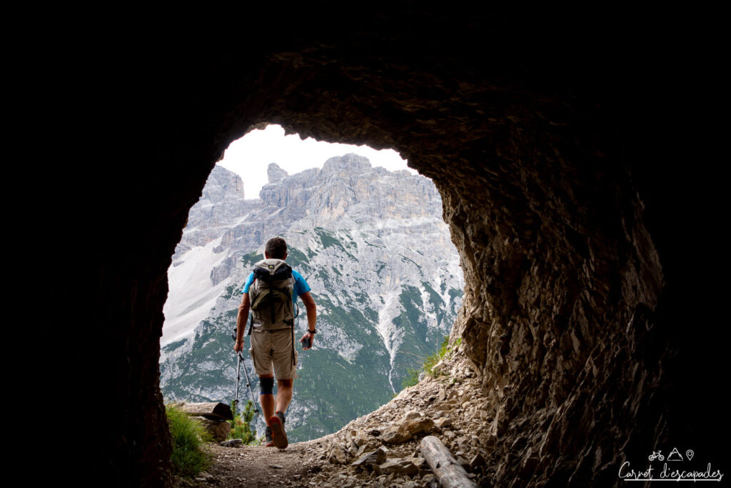 passage-tunnel