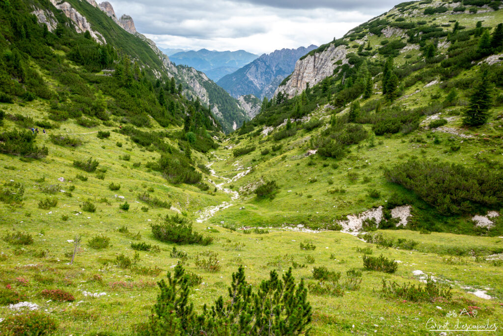 paysages-verdoyants-dolomites