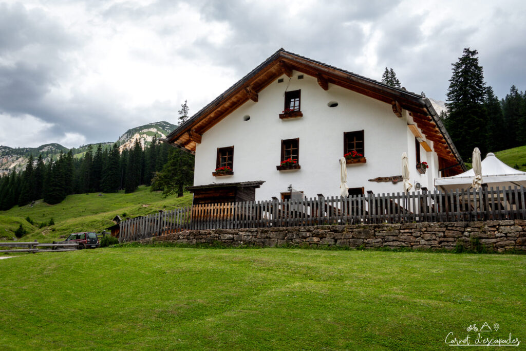 refuge-ra-stua-cortina