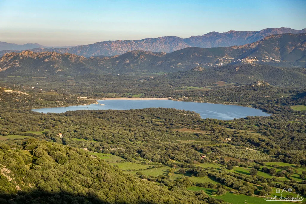 vue-sentier-blacon-parcours-pieve-aregno
