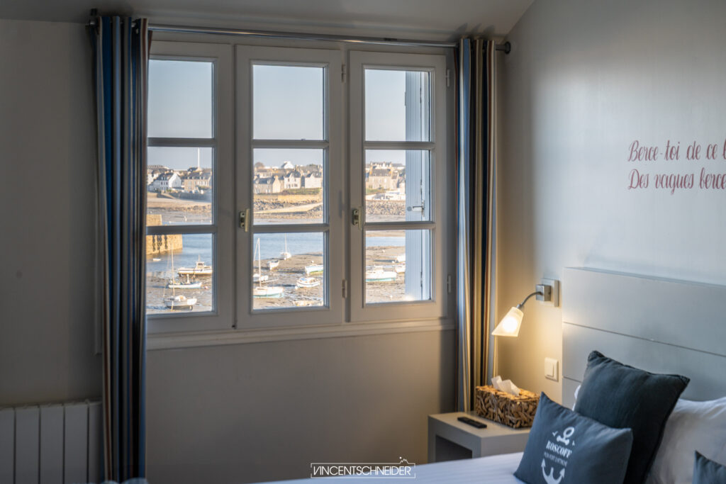 fenetre chez janie hotel roscoff hiver finistere nord gr34 randonnee