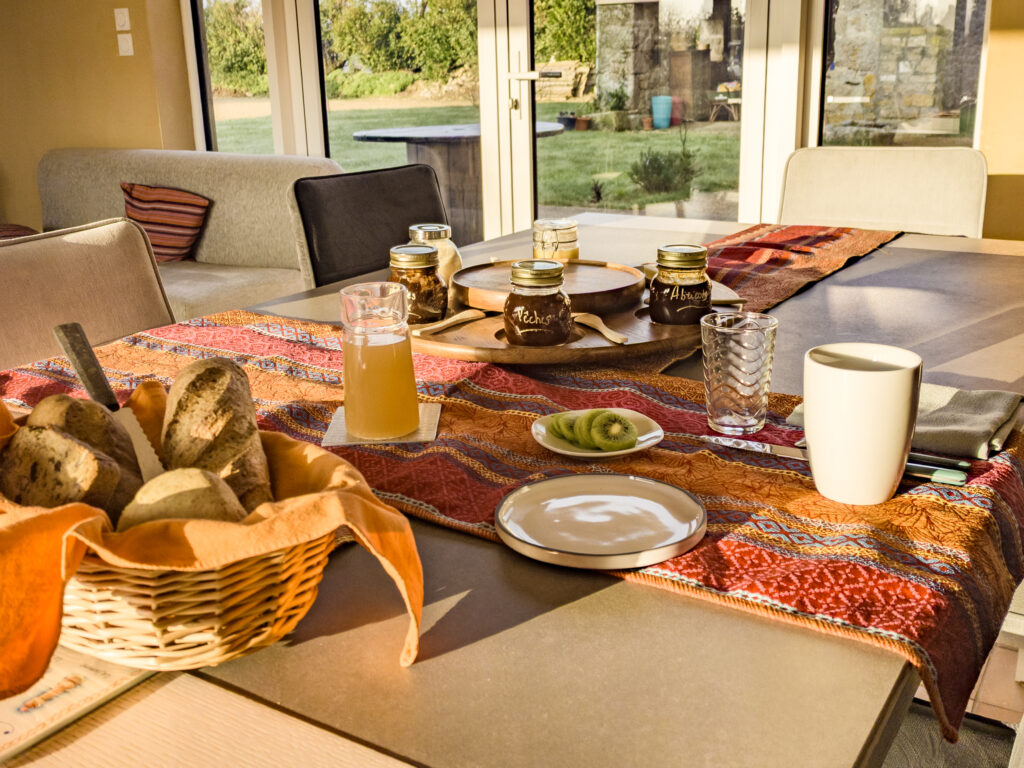 petit dejeuner chambre hote yzare plouescat gr34