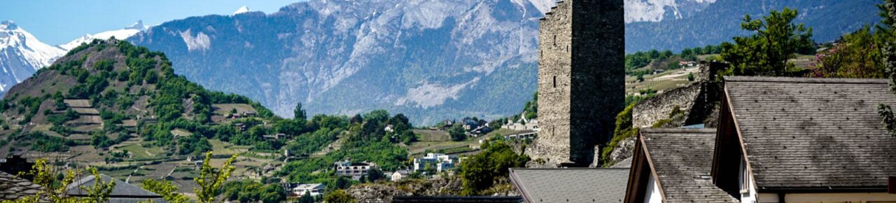 Sion, ses collines et châteaux