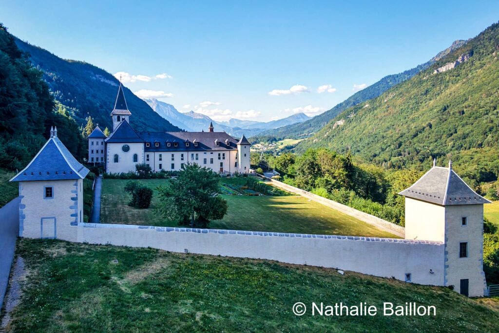 Abbaye de Tamié vue au drone
