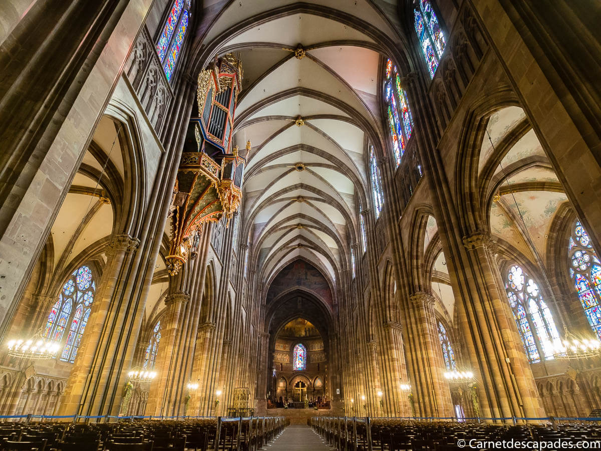 interieur-cathedrale-strasbourg